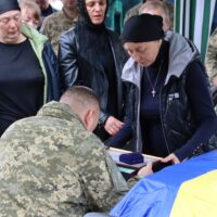 Сьогодні громада прощалась з Героєм…