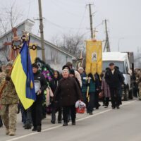 Сокирянська громада навіки попрощалась із захисником України Михайлом Чумаковим