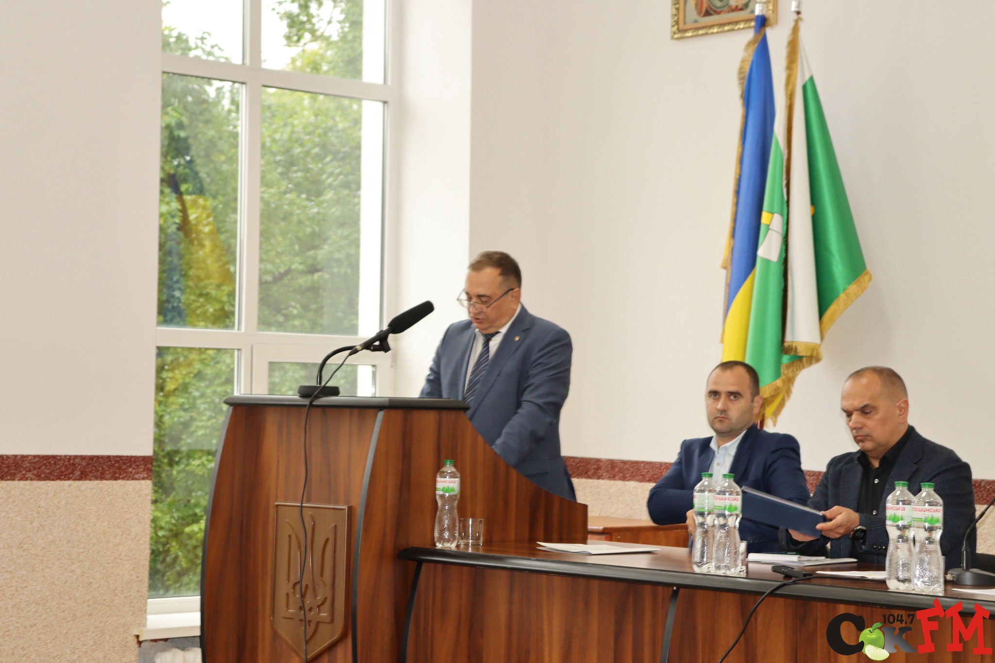 27 травня у сесійній залі Сокирянської міської ради відбулася чергова п’ятдесята сесія Сокирянської міської ради восьмого скликання. На пленарне засідання прибули 23 депутати