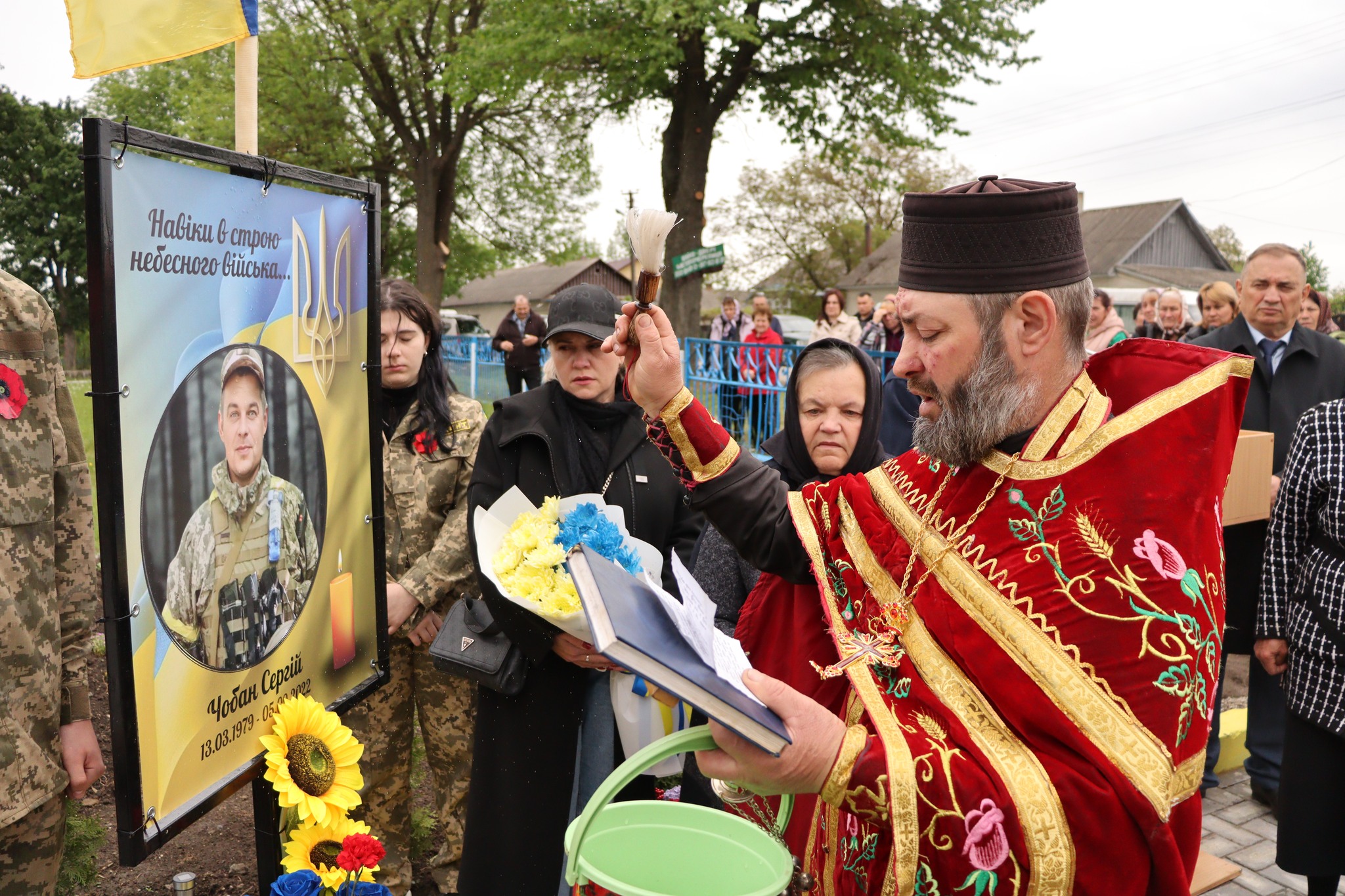 В пам’ять про випускників – загиблих Захисників України …