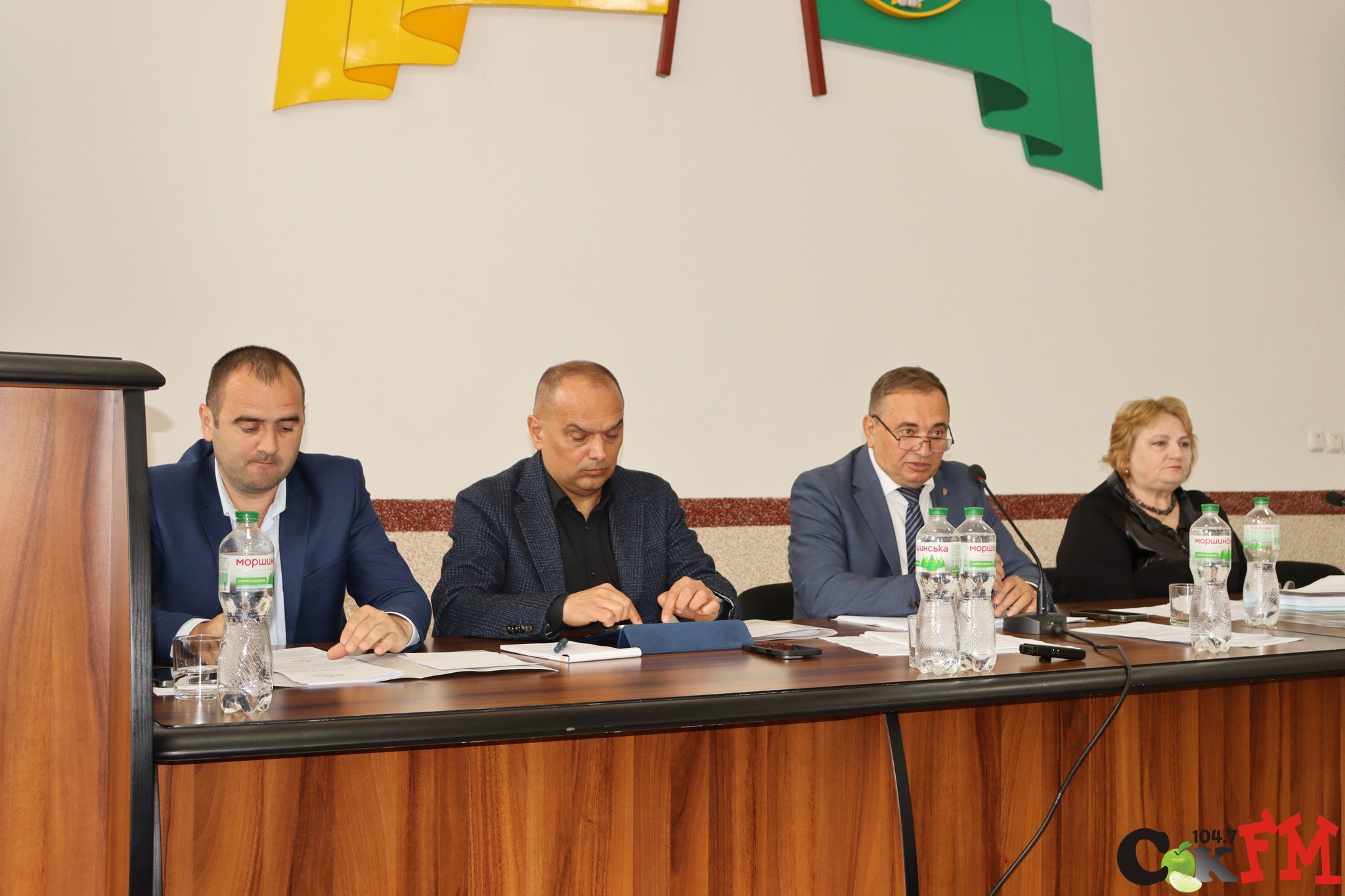 27 травня у сесійній залі Сокирянської міської ради відбулася чергова п’ятдесята сесія Сокирянської міської ради восьмого скликання. На пленарне засідання прибули 23 депутати