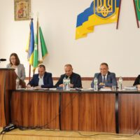 27 травня у сесійній залі Сокирянської міської ради відбулася чергова п’ятдесята сесія Сокирянської міської ради восьмого скликання. На пленарне засідання прибули 23 депутати