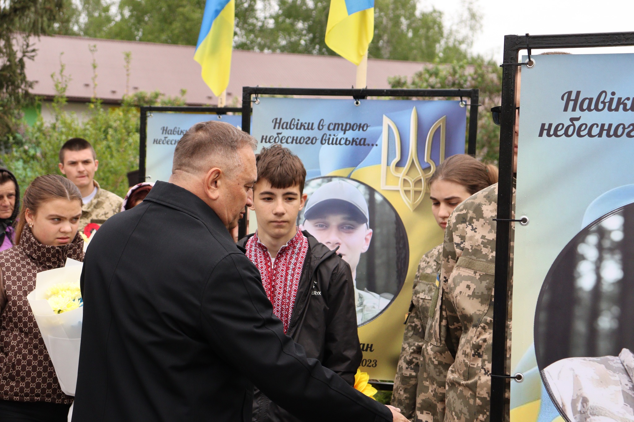 В пам’ять про випускників – загиблих Захисників України …