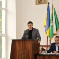 27 травня у сесійній залі Сокирянської міської ради відбулася чергова п’ятдесята сесія Сокирянської міської ради восьмого скликання. На пленарне засідання прибули 23 депутати