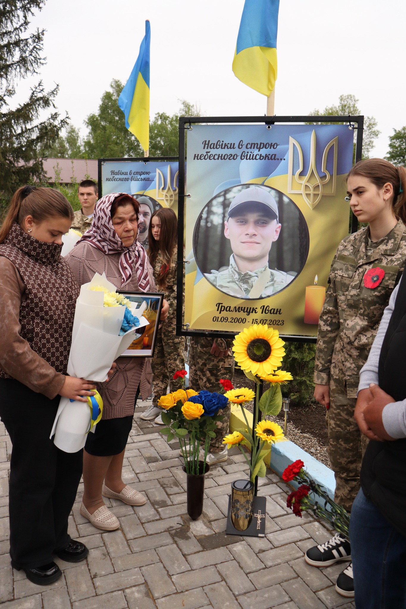 В пам’ять про випускників – загиблих Захисників України …