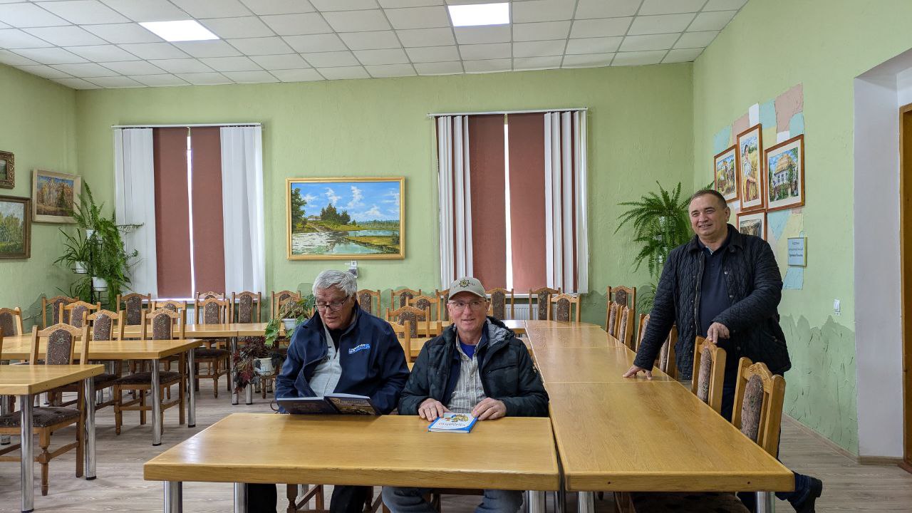 З дружнім візитом Сокирянську міську територіальну громаду відвідали представники гуманітарної місії «ГІЛЬФЕ-КОРБАХ» (Humanitäre Hilfe Korbach) – Федеративна Республіка Німеччина, на чолі з головою місії Андреасом Брасом