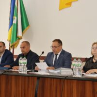27 травня у сесійній залі Сокирянської міської ради відбулася чергова п’ятдесята сесія Сокирянської міської ради восьмого скликання. На пленарне засідання прибули 23 депутати