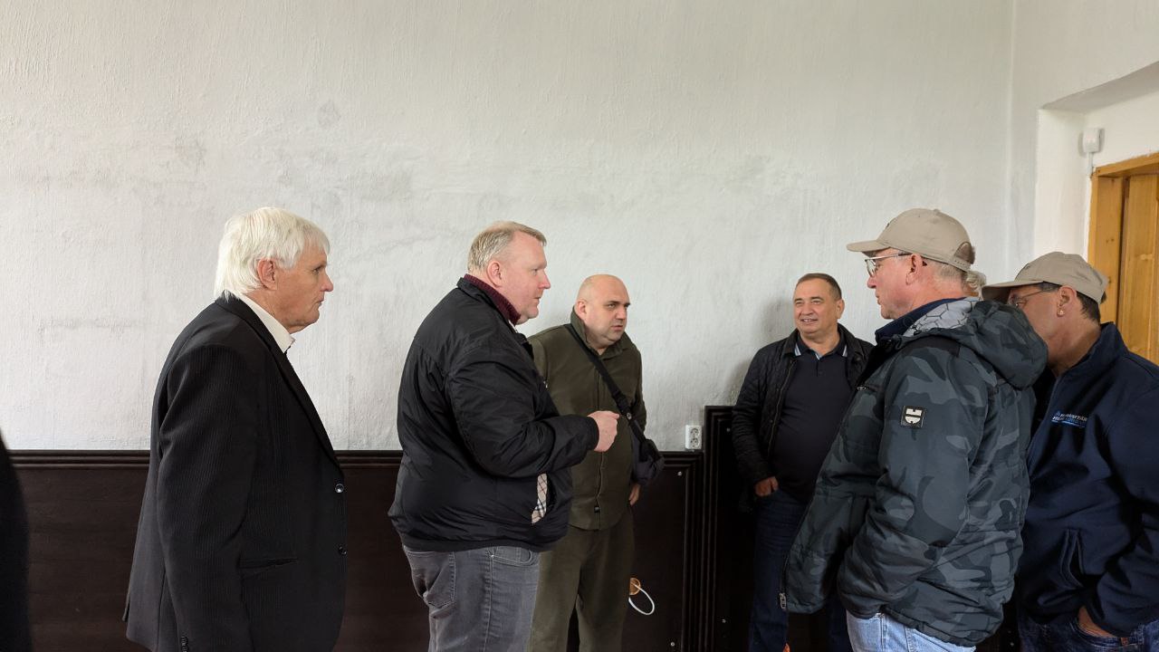 З дружнім візитом Сокирянську міську територіальну громаду відвідали представники гуманітарної місії «ГІЛЬФЕ-КОРБАХ» (Humanitäre Hilfe Korbach) – Федеративна Республіка Німеччина, на чолі з головою місії Андреасом Брасом