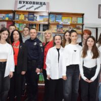 «Безпека на першому місці»: виховний захід для школярів у Публічній міській бібліотеці