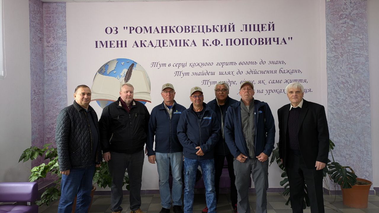 З дружнім візитом Сокирянську міську територіальну громаду відвідали представники гуманітарної місії «ГІЛЬФЕ-КОРБАХ» (Humanitäre Hilfe Korbach) – Федеративна Республіка Німеччина, на чолі з головою місії Андреасом Брасом
