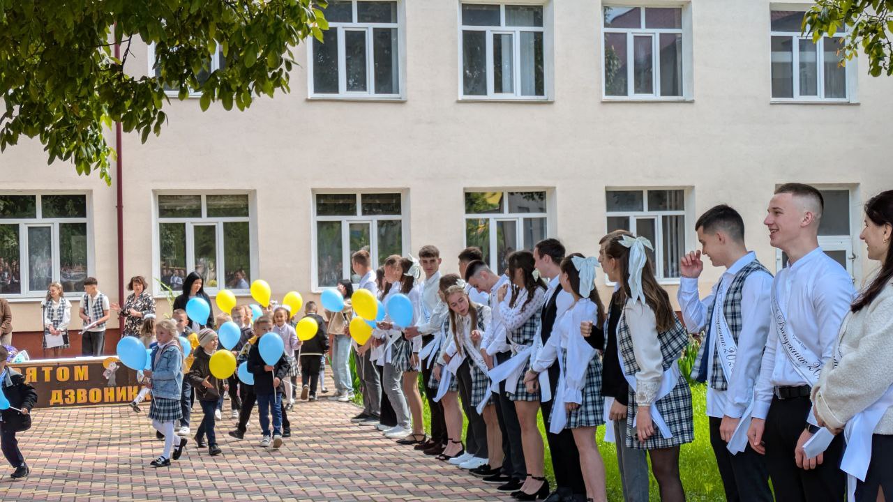 Свято останнього дзвоника у Сокирянській громаді