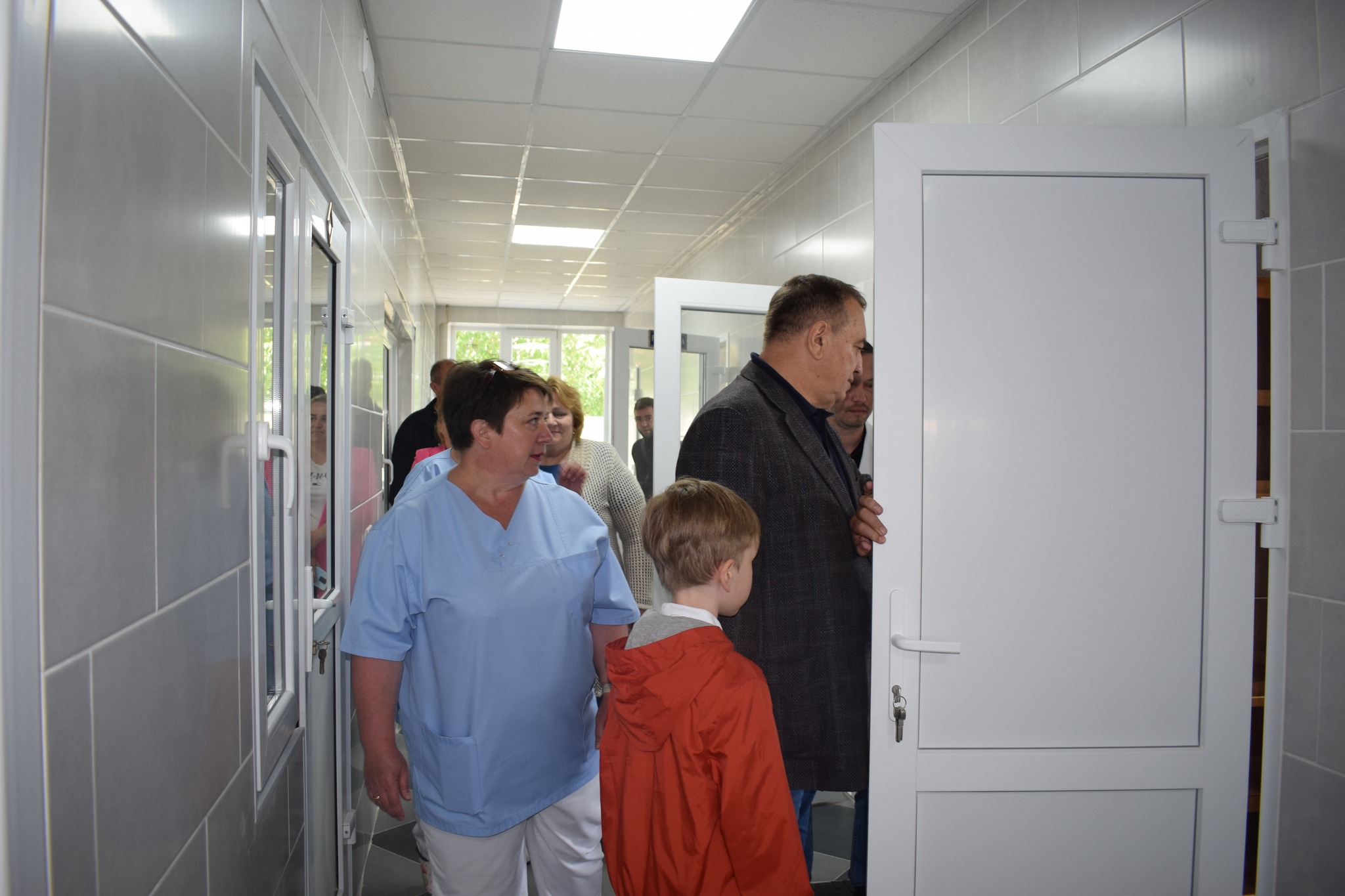 Керівництво міської ради ознайомилося з результатами проведених ремонтних робіт на першому поверсі інфекційного відділення Сокирянської лікарні