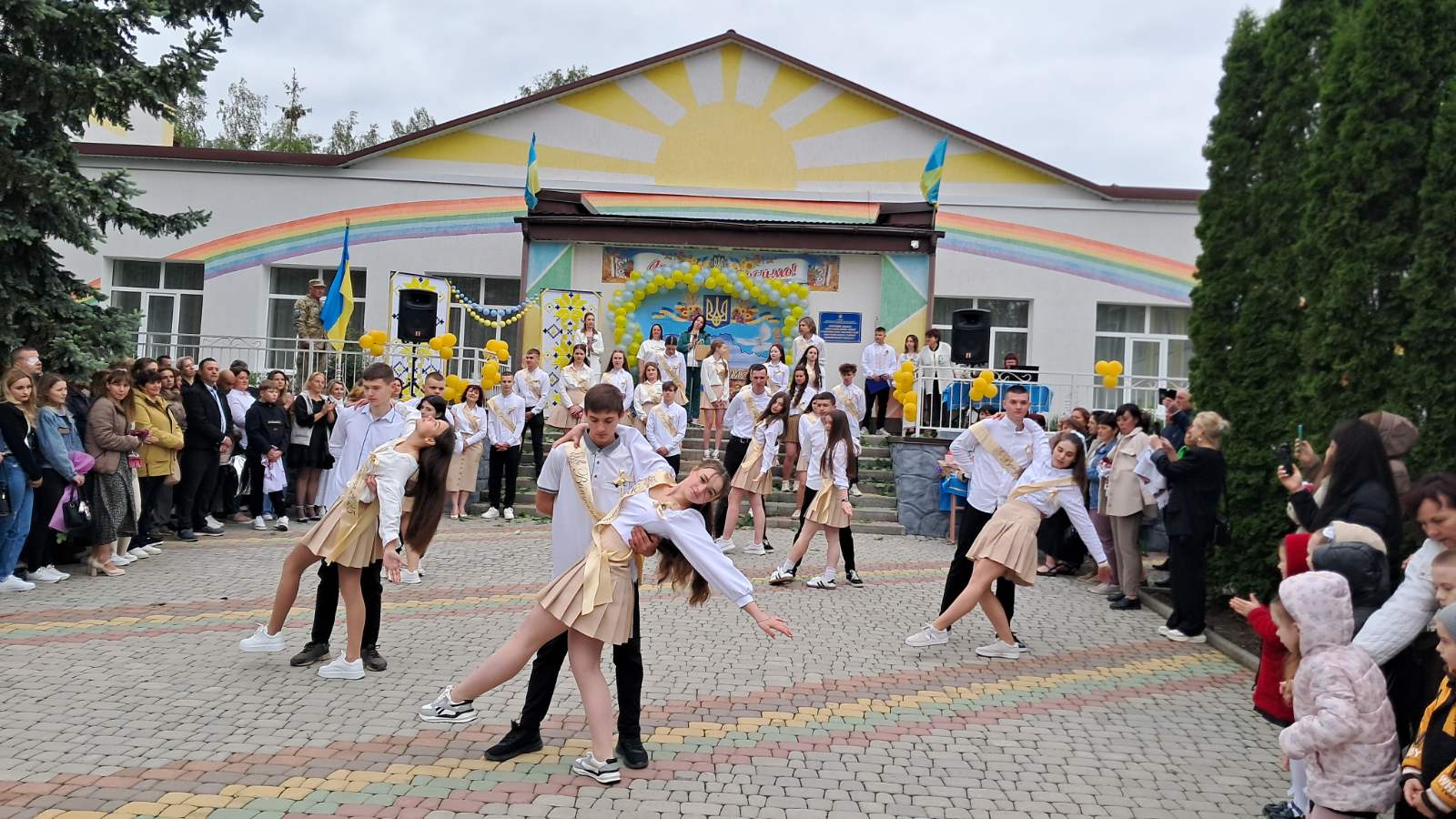 Свято останнього дзвоника у Сокирянській громаді