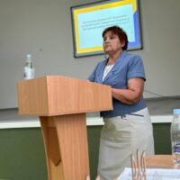 Сьогодні, 30 червня, на базі опорного закладу «Гвіздівецький ліцей» відбулася колегія відділу освіти Сокирянської міської ради. У заході взяли участь міський голова Василь Козак, секретар міської ради Любов Степаненко, начальник відділу освіти Галин
